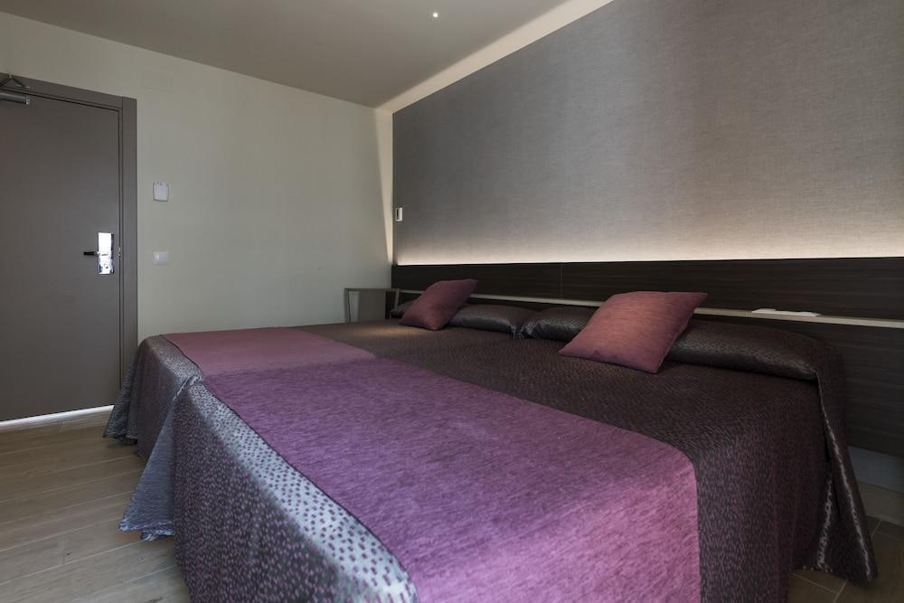 Hotel Papi Malgrat de Mar Ngoại thất bức ảnh